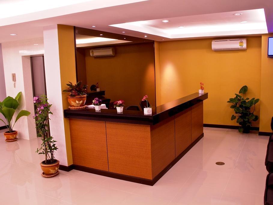 Hotel OYO 373 Mc Ginger House Patong Exterior foto