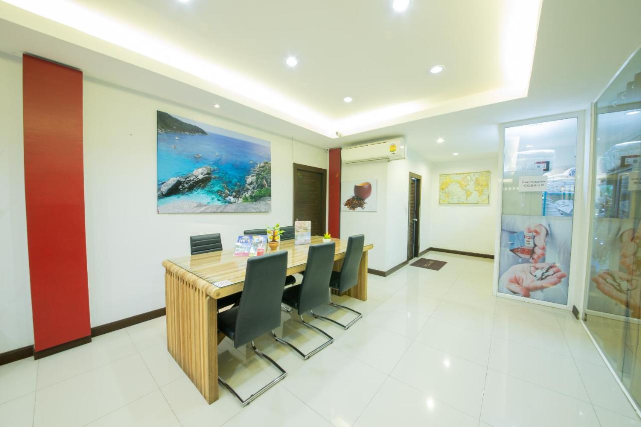 Hotel OYO 373 Mc Ginger House Patong Exterior foto